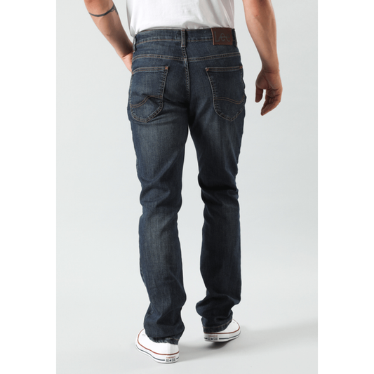 Jeans Wrangler Hombre Brooklyn Classic Straight Fit Peach Blue
