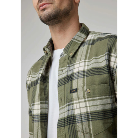 Camisa Lee Riveted Mercantile Green