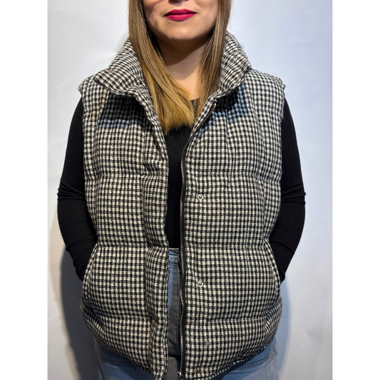 Chaqueta Amira Sin Mangas Escoces Negro